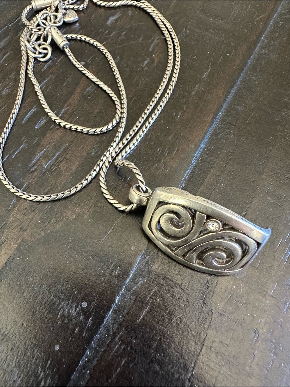 Brighton London Groove Pendant Badge Holder with Clear Stone Accent - Picture 2 of 6